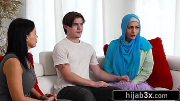 When Introducing Your Muslim Girlfriend To Parents Goes Wrong