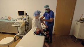 Preliminary examination with patient Rachel