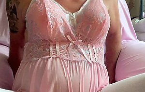 stepmom riley teasing  with her soft sweet ass