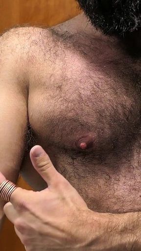 Alpha Muscle Show-off