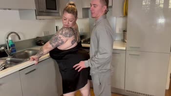 Katie Summer222's Hot Step Mom Seduction