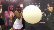 Exxxotica Chicago 24inch Blow to Pop