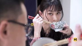 Yue Ke Lan's horny&#x1F975; colleague gets pounded &mdash;  unleashing her raw &mdash;  animalistic passions