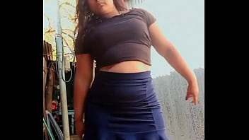 Calcinha marcando da crente gostosa