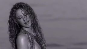 Shakira a baszos.