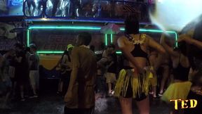 o carnaval da rua augusta - tudo que rolou e a televisao nao mostrou a putaria e a farra nas ruas - carolina carioca - mirella mansur - binho ted