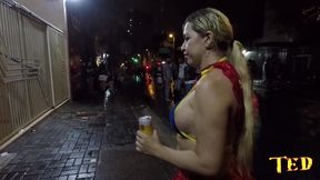 o carnaval da rua augusta - tudo que rolou e a televisao nao mostrou a putaria e a farra nas ruas - carolina carioca - mirella mansur - binho ted