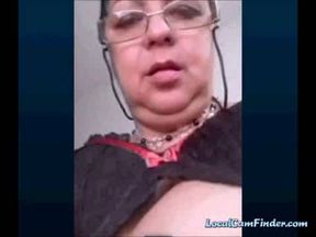 Brazilian MILF Flashes on Webcam