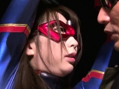 Overconfident Superheroine is easily subdued