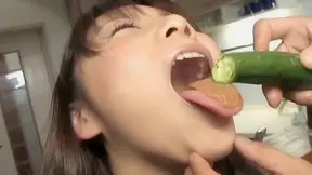 Aizawa’s Bare Pink Peach Gorged Juiced with Veggie Toys – Ch 2