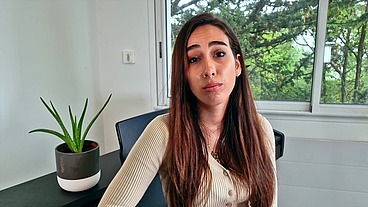 A Salon-de-Provence (13), Camila, 21ans, voyage !
