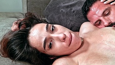 A Salon-de-Provence (13), Camila, 21ans, voyage !