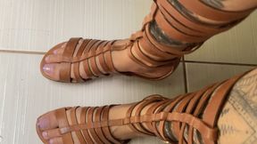 New sandals, perfect for your feet.