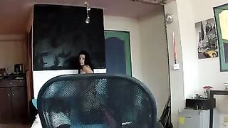 Beast Modemoves this TEENager Gets a BonerInducing Slim jim Sliding Inside Her