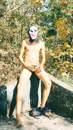 Forest Nude Rub Dick