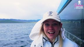 Blonde Sammm Next Door heats up cold night with her tattooed beau