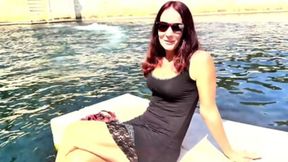 Lonely cougar finds pleasure in her first ever woman-to-woman threesome