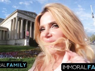 From Love button Licking To Intensive Anal Play, Victoria Gets Dan´s Attention!