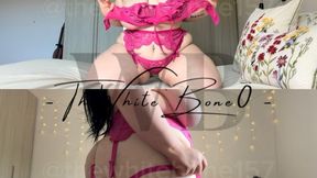 BBW Girlfriend Surprises Angry Boyfriend with Lingerie at B&B - Provocative Full Nude Tease