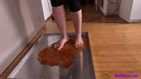 Mature Woman in Glue Trap 4K