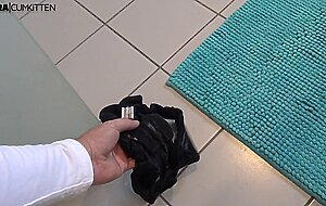 Lara-cumkitten, stiefbruder beim wixxen erwischt notge