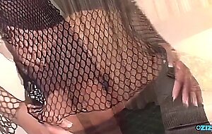 Double penetration is the only way that Cindy Lords can make her tight holes shiver