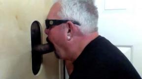 ”Black Guy Gives Gloryhole Cum Facial”