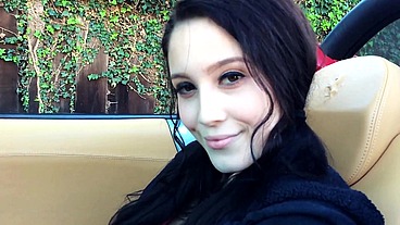 Noelle Easton Deepthroats Then Fucks in POV