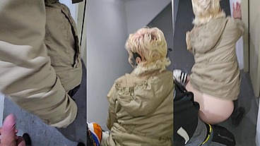 tuve sexo con una chia argentina junto al ascensor