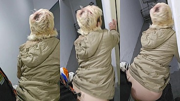 tuve sexo con una chia argentina junto al ascensor