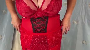 Aunty Sandra All in Red Vgq 75