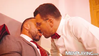 Italian Hunk Giuspel Gets Hardcore Hotel Service from Juan McCoy