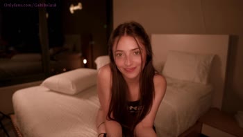 Gabibela's Solo Play: Gamer Girl Spanks & Masturbates