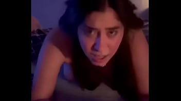 Novia cojiendose a otro frente a su cuernudo