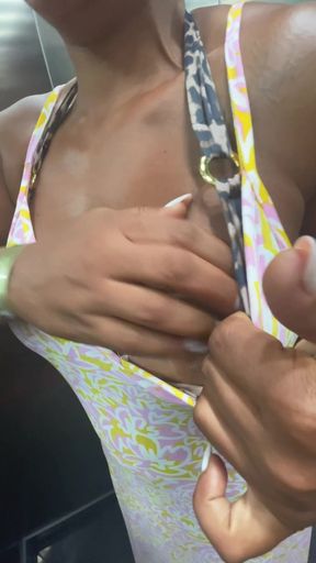Big-titted amateur MILF shows off on OnlyFans