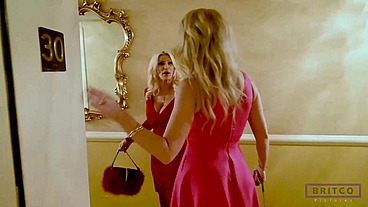 Brittany Andrews Gets Horny When Victoria Z Licks Her Muff!