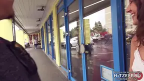 German GF shares wild public sex session