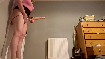 Alikat2 plumps her hole