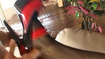 Blonde Bombshell Kelly Wells&#039_ Gaping Asshole Craves a Ruthless Rimjob and Reaming