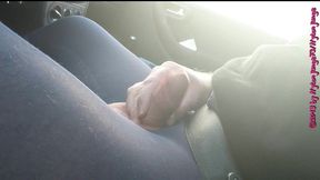 nylonjunge in blauer feinstrumpfhose im auto 2 ** fan video 12 **