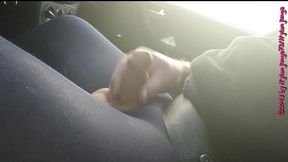 nylonjunge in blauer feinstrumpfhose im auto 2 ** fan video 12 **