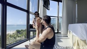 Queen Lytta Blond - Foot worship on luxury beach hotel paid by Foot slave - FOOT WORSHIP - FINDOM - FOOT DOMINATION - SOLES - FOOT SMELLING - FOOT MASSAGE - TOE SUCK - SWEATY FEET - SMELLY FEET - (FOR MOBILE DEVICES)