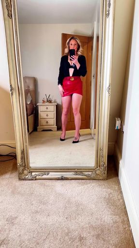 Weeping impotential helps herself to cock