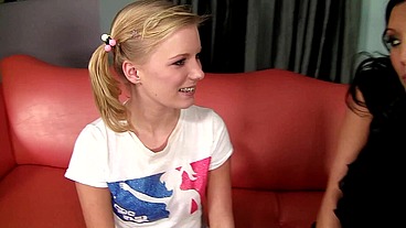 Elaina Raye Blowjob Threesome with Dylan Ryder