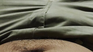 ディープスロート, ヒンディー語 – 大きなチンポでアナルファックする若いオイルを塗られたアジアのゲイ女