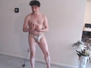 Splashing Around with Dirty California Pornstar Maolo!