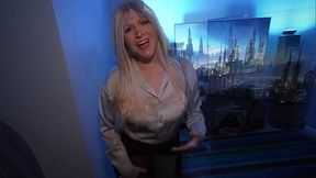 MILF PANTYHOSE BABYSITTER IN COSPLAY BECOMES MESMERIZED FUCK SLAVE - 4K - TabithaXXX