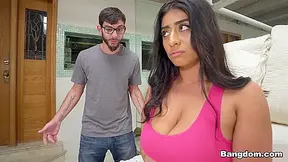 Violet Catches Her Step-bro Red Handed - Violet Myers And Logan Long