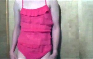 Sexy Crossdresser in pink