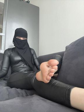 Line up white boks bow down at me feet